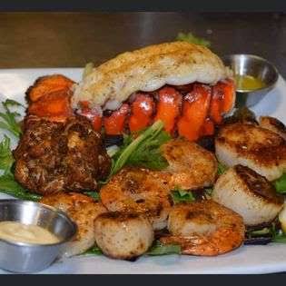 Filet Mignon & Lobster Tail